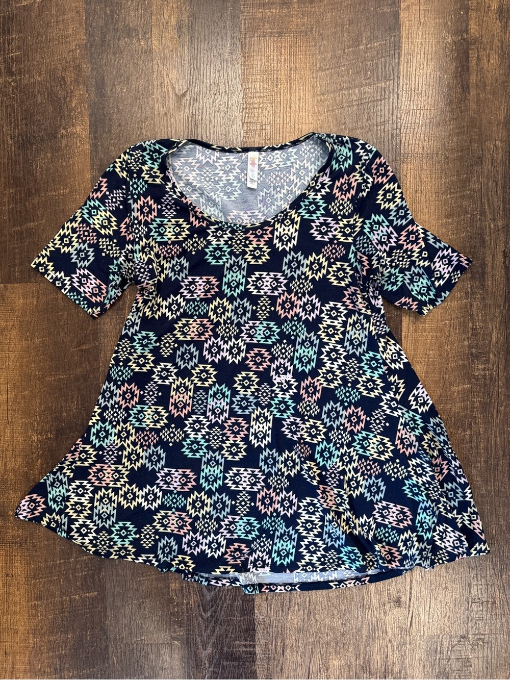 LuLaRoe Women's Tunic - Black with Multicolor Pattern